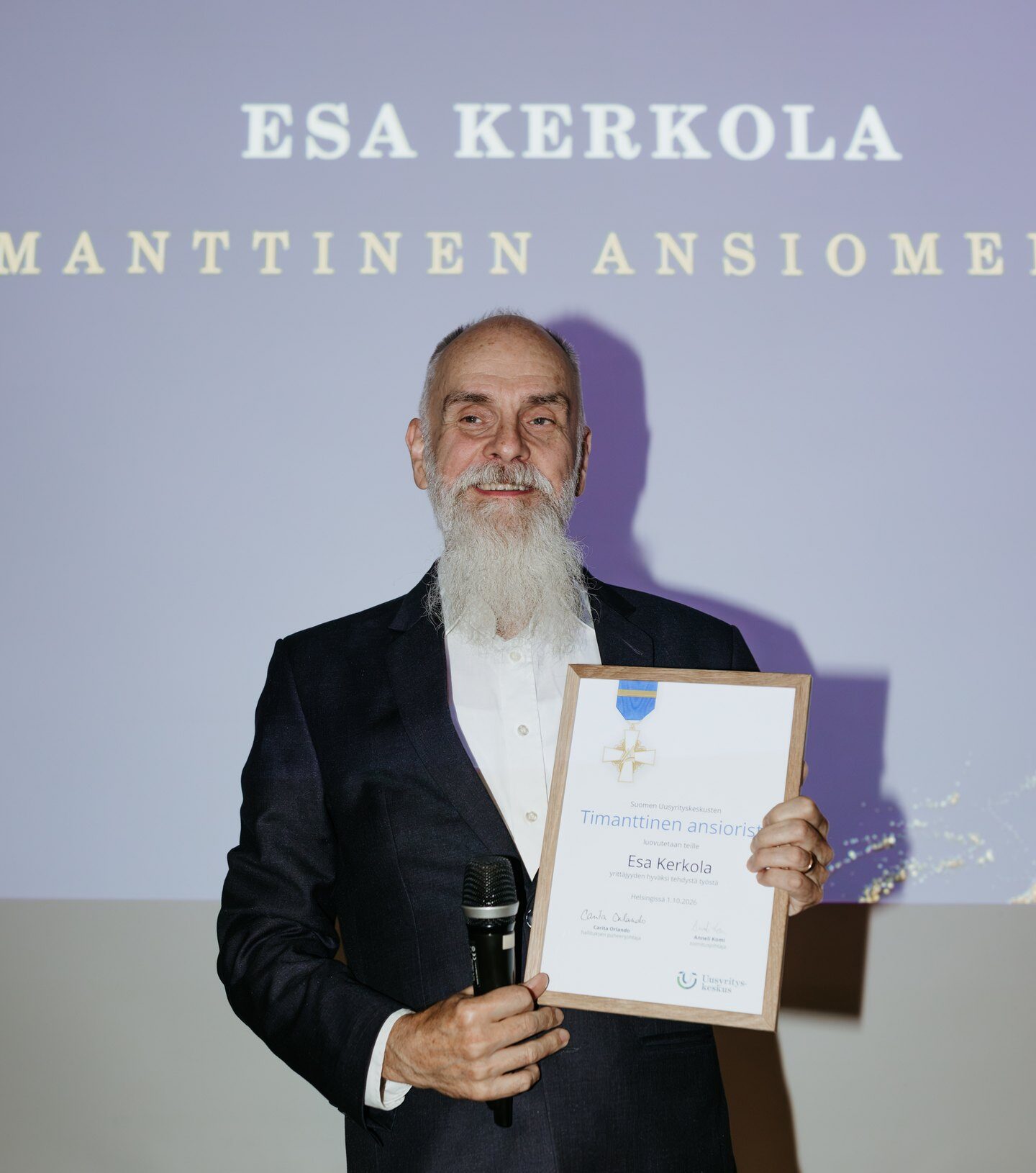 Timanttinen ansioristi Esa Kerkolalle pitkäjänteisestä työstä yrittäjyyden hyväksi